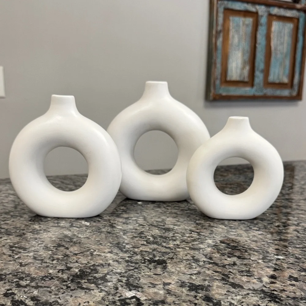 White Ceramic Ring Vases - Set of 3 - Picture 1 of 14